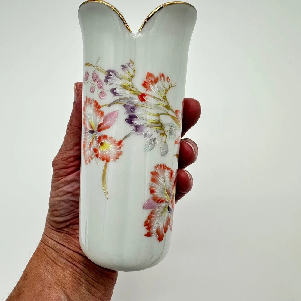 Perfect Fine Porcelain Bud Vase 6